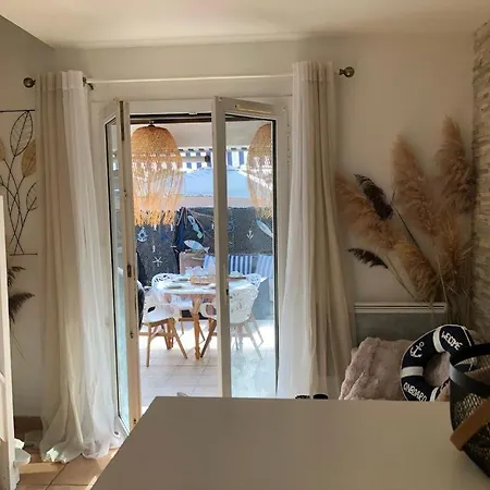 Maison Cosy 400 M De La