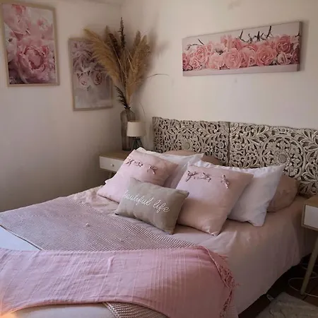 Vakantiehuis Maison Cosy 400 M De La *